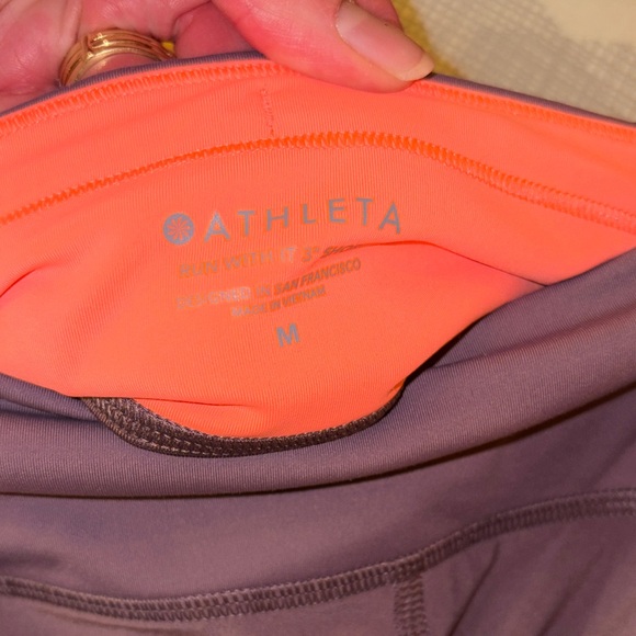 Athleta Womens Run With It Shorts in Volcano Violet Purple Like NWOT Medium - Picture 3 of 9